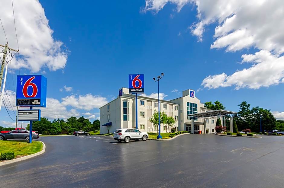Motel 6-Bristol, VA
