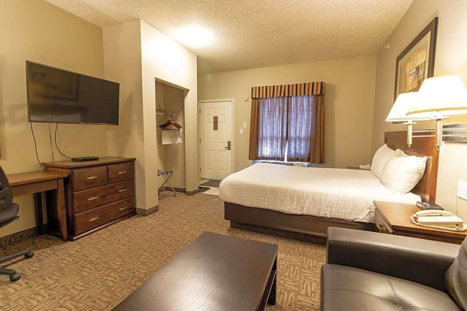 BCMInns - Lac La Biche