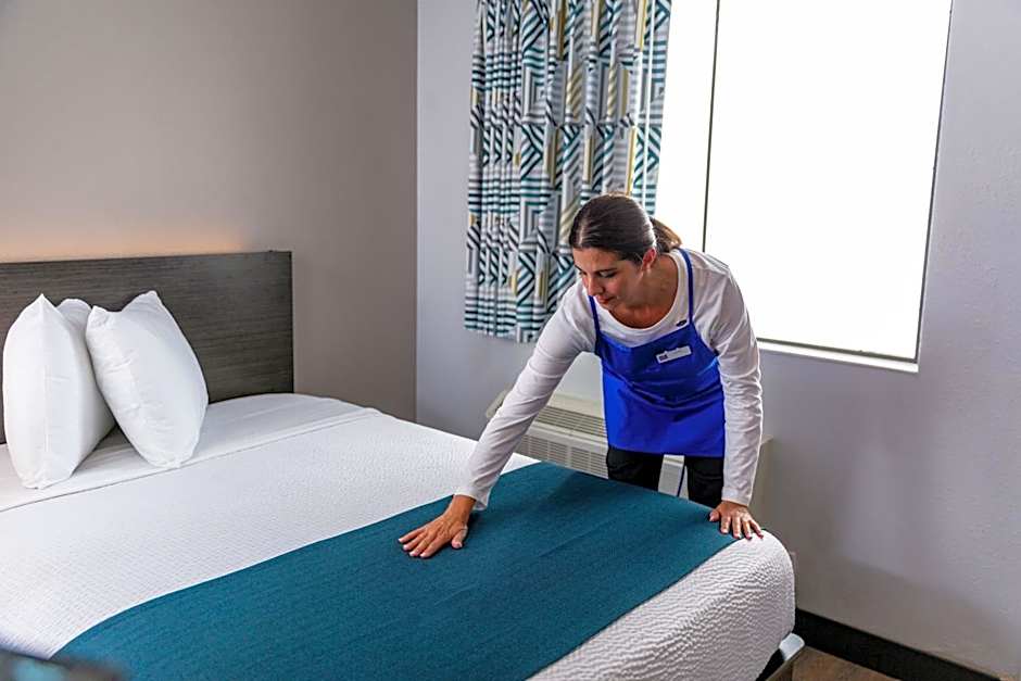 Motel 6-New Stanton, PA