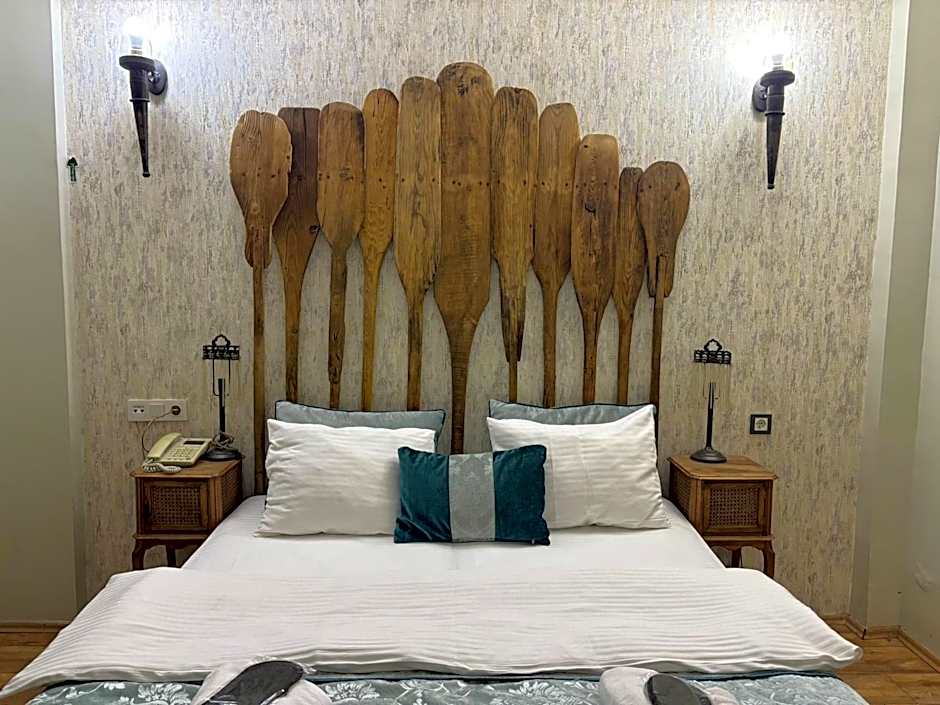 taksim çamdalı suit