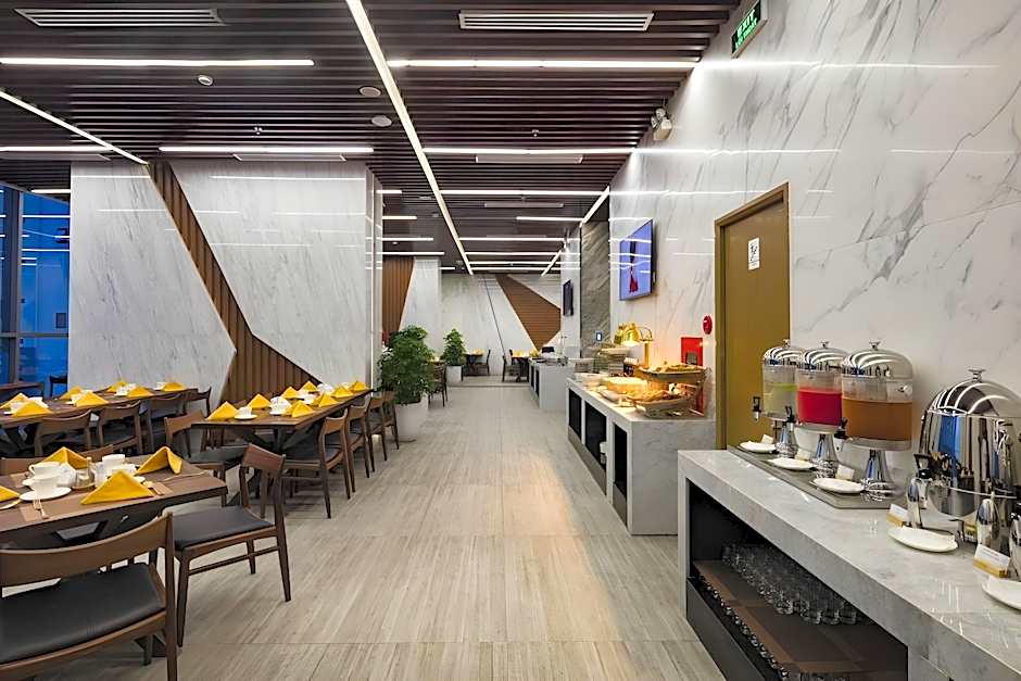 EMERALD BAY HOTEL & SPA