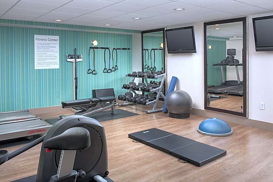Holiday Inn Express Boston  Saugus By IHG