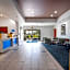 Holiday Inn Express Hotel & Suites Bedford By IHG