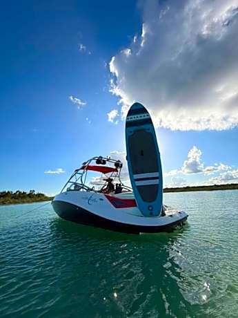 Hotel Alux x Over Blue