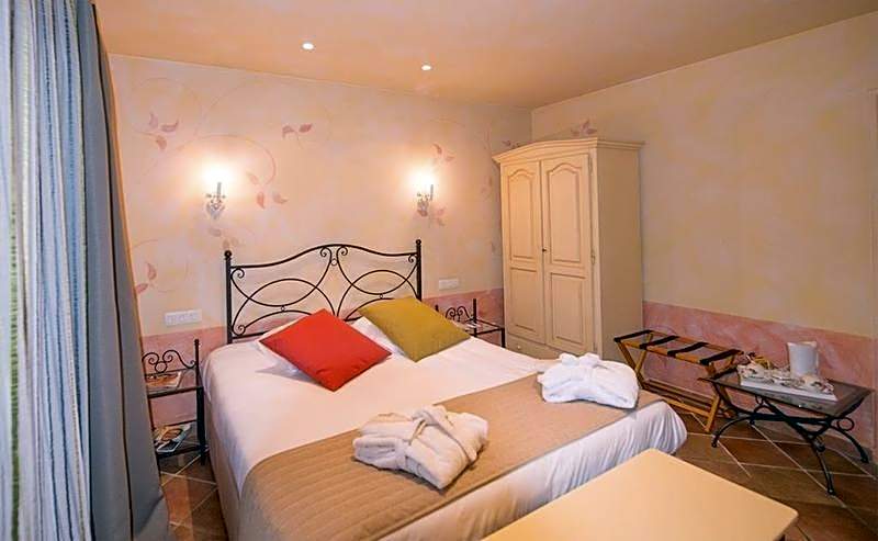Castel  Provence