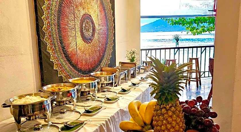 Cinnamon Beach Villas