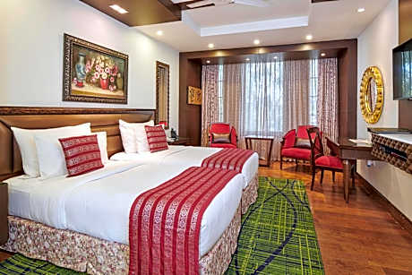 Deluxe Double or Twin Room