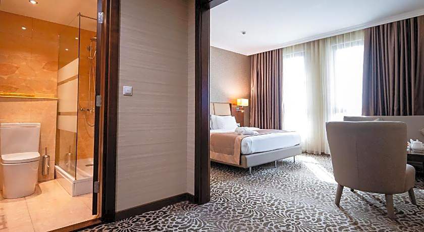 Holiday Inn Aktau By IHG