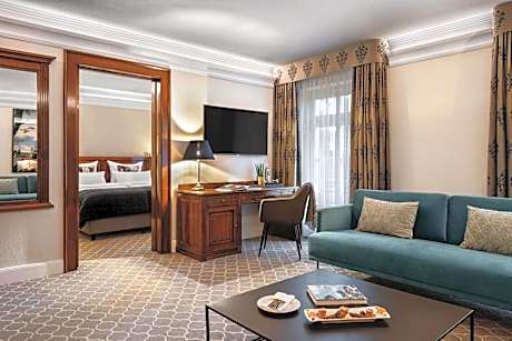 Junior Suite with Double Bed
