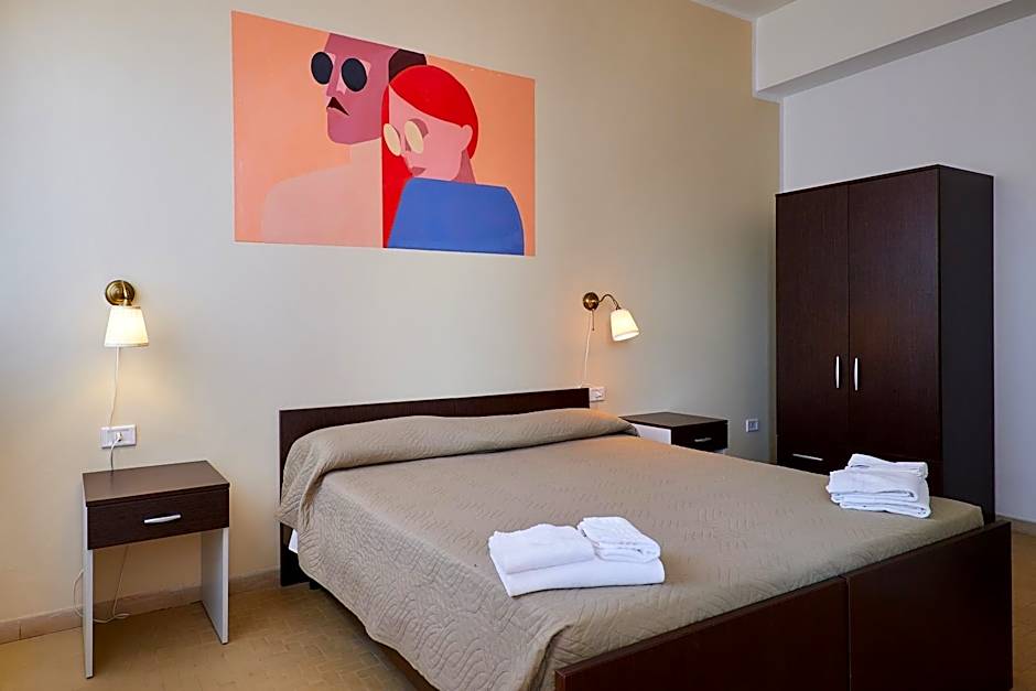 Soleē, Family Holidays & Hostelling