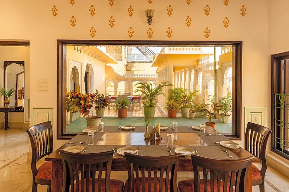 Amar Kothi Hotel