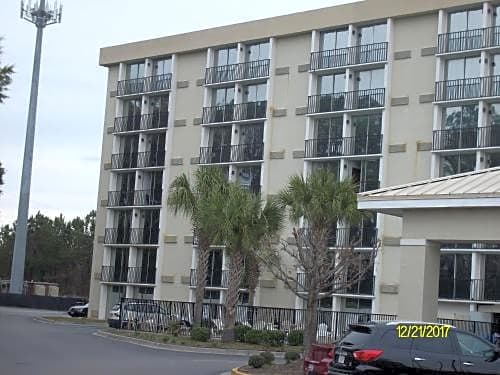 Charleston Grand Hotel