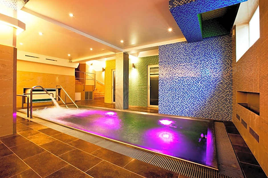 Relax Inn