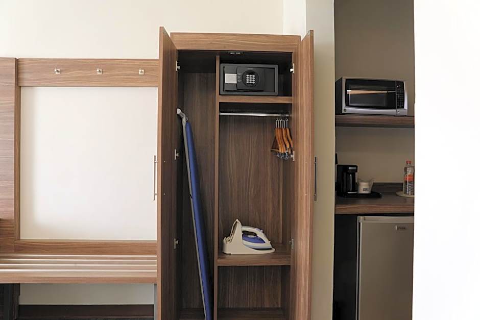 Holiday Inn Express Piedras Negras By IHG