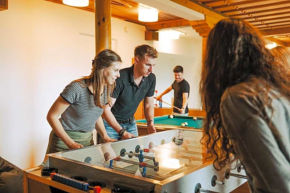 Mountain Hotel & Hostel