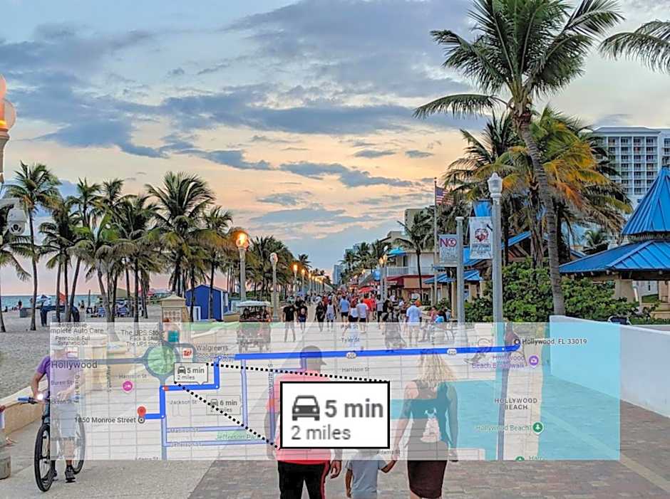 Lux 3BR City-View Retreat in Hollywood, 5th Floor