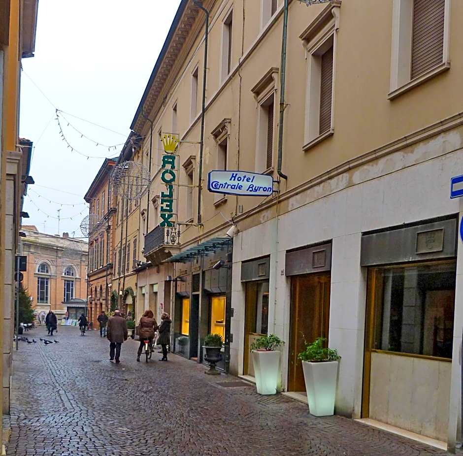 Hotel Centrale Byron