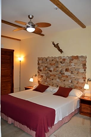 Double or Twin Room - Ground Floor