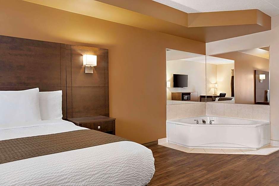 Days Inn by Wyndham Leamington