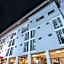 U Home Hotel