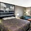 Super 8 by Wyndham Gilman