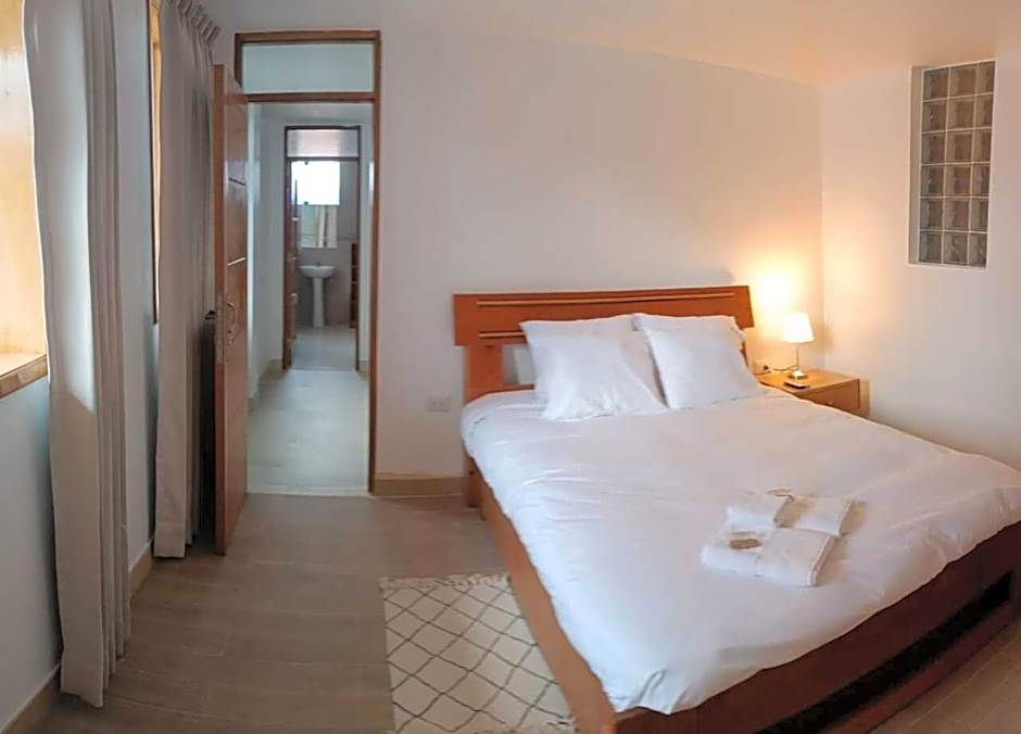 Suite — 6 fotoğraftan 1. fotoğraf