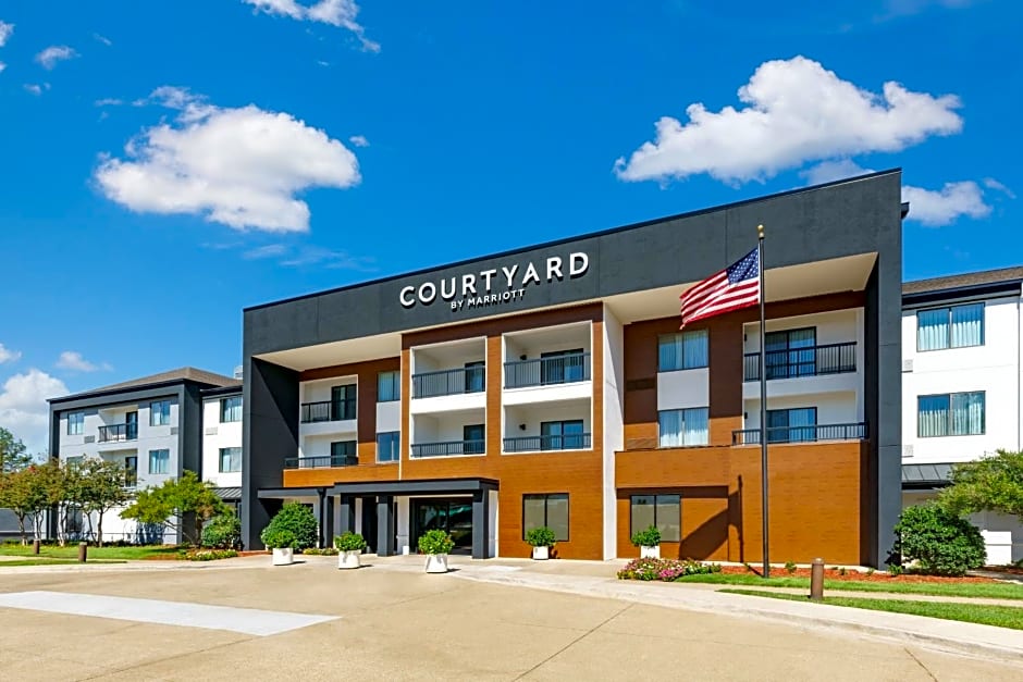 Courtyard by Marriott Dallas Lewisville