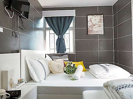 Triple Room - 1 Double Bed and 1 Single Bed