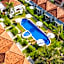 Nomada Villas - Giant Pool - Private Kitchen - Free Gym Access - Up to 40Mbps WiFi