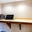 Comfort Inn Manchester Airport