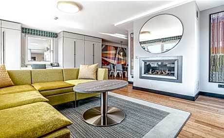 One-Bedroom Apartment - Land Side