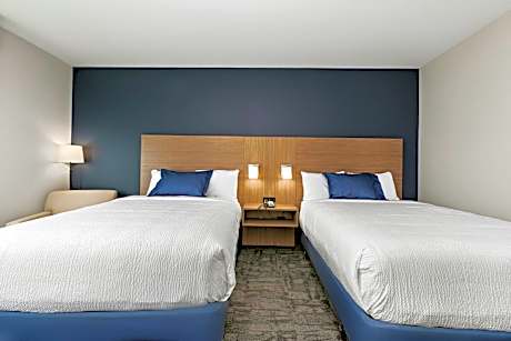 Standard Room with Two Queen Beds