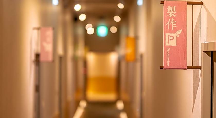 CHO Stay Capsule Hotel (Taoyuan Airport T2)