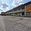 Sonrise Inn Lincoln Hwy By OYO