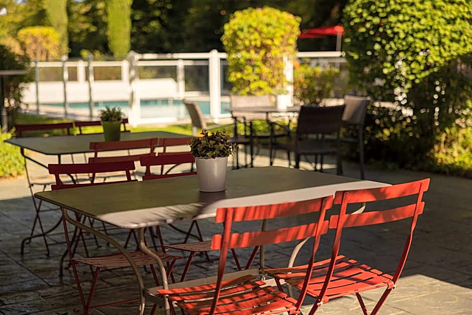 ibis Lyon North