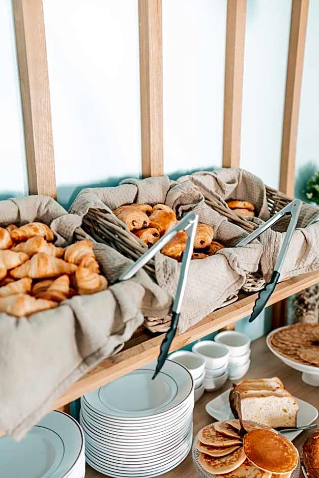 Brit Hotel Confort Saint-Lô