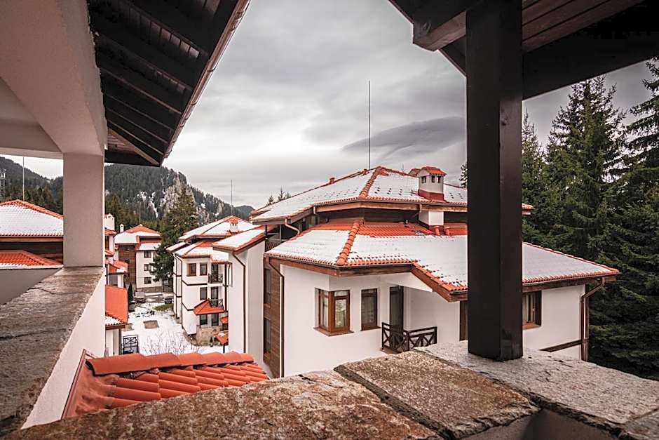 Studio by Mountain Lakes