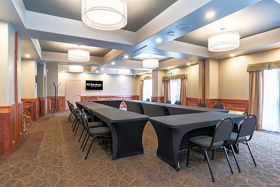 Sandman Vancouver Airport