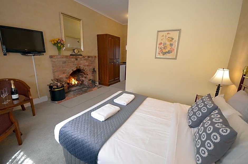 Central Springs Inn