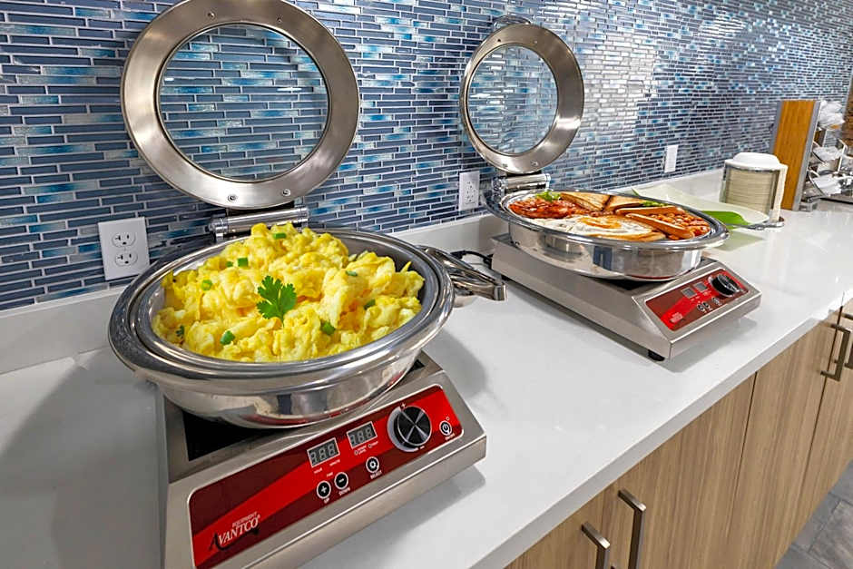 La Quinta Inn & Suites by Wyndham Jacksonville Mandarin