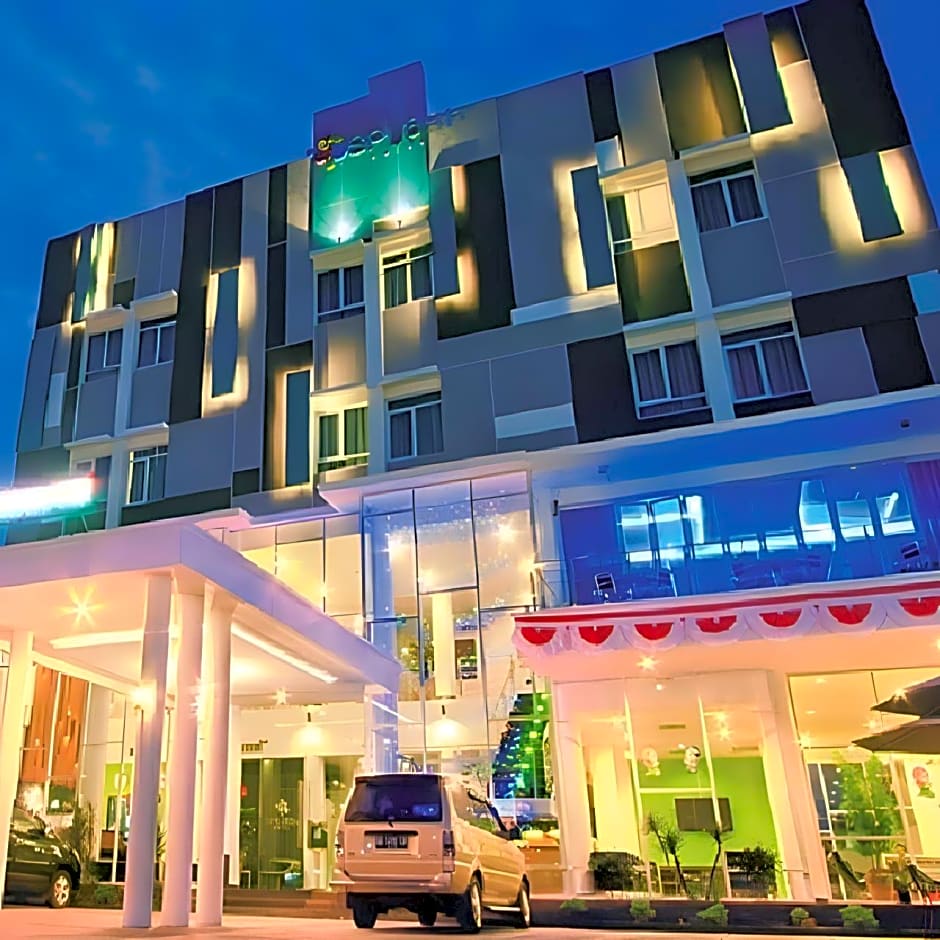 Splash Hotel