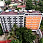 Tom's Cabin Hotel