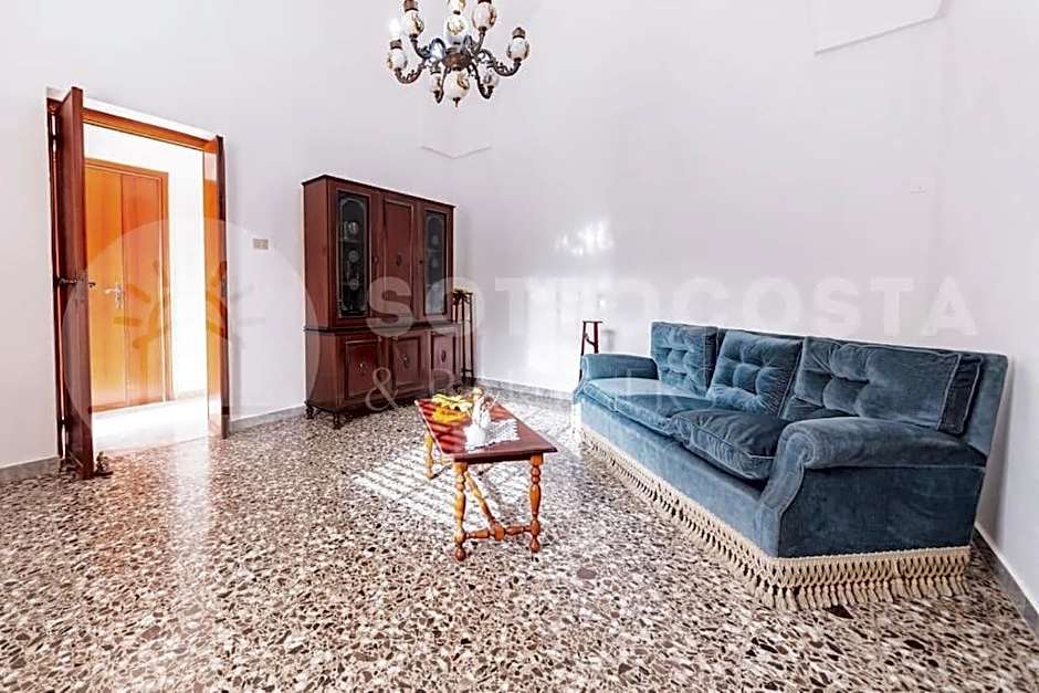 Lucy's Flat - Melendugno