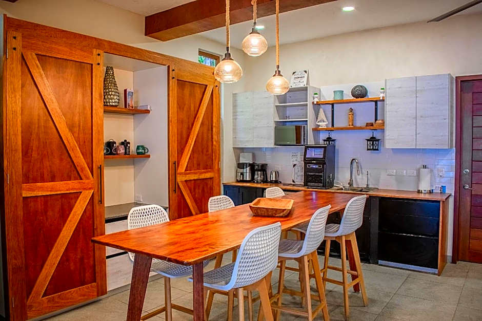Casa Relaxo Villa en la Laguna con Muelle Privado