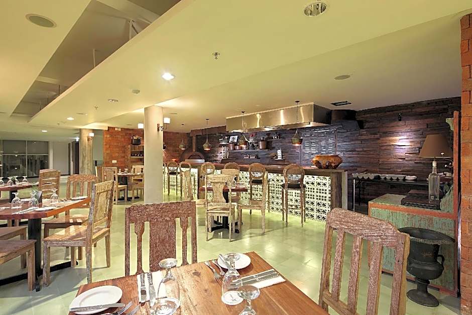 The Akmani Legian Hotel