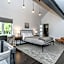 Luxury Tobermory Retreat Modern Home and Hot Tub