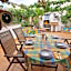Attic,Terrace & BBQ, Airport 15 Min, Cruise-Port 30 min, Fácil enlace Metro Barcelona