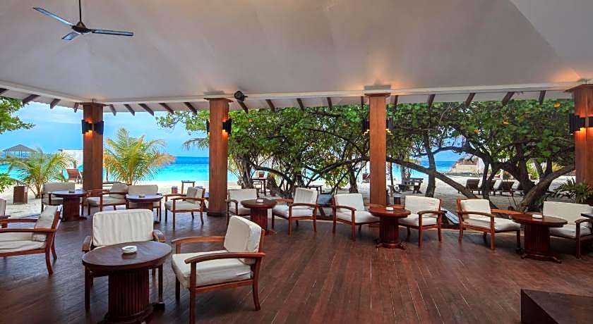 Adaaran Select Meedhupparu – 24 hours Dine Around Premium All inclusive