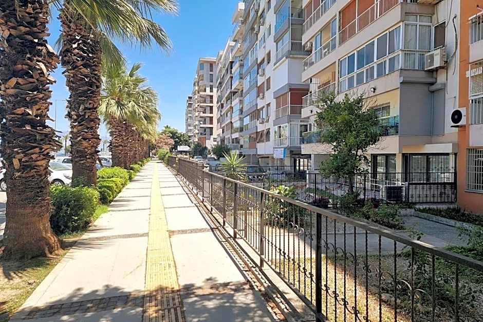 Lux&smart cozy house at the City Center and by the seaside also nearby to the tram stop