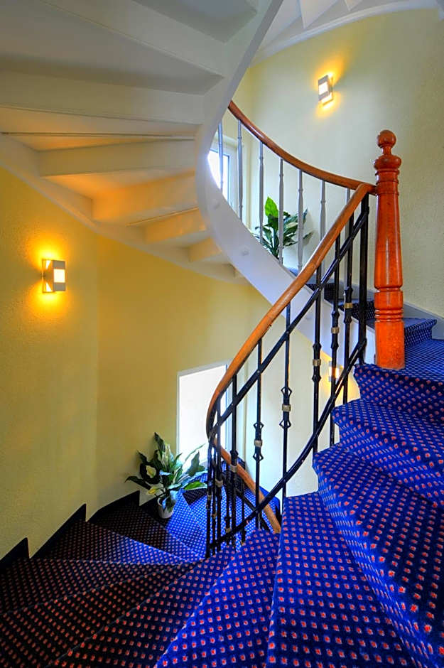 Le Petit CHARME-INN